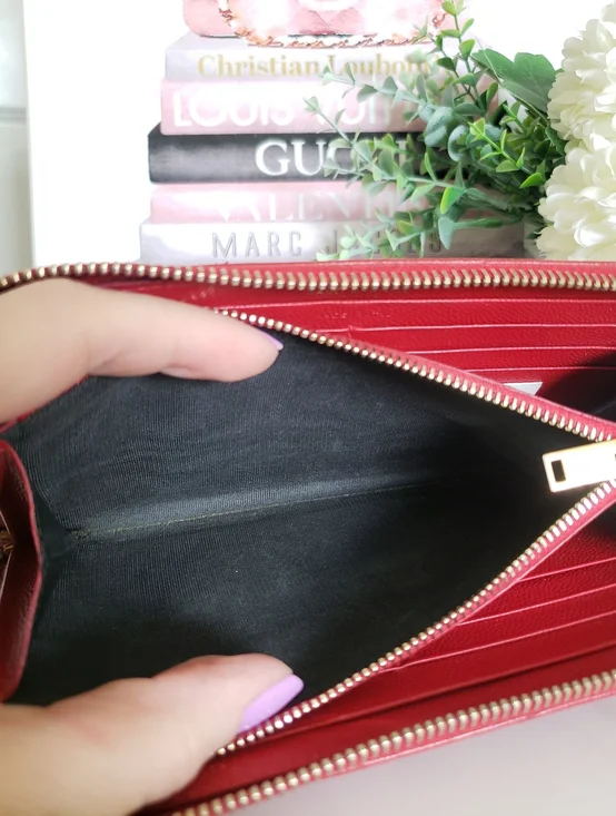 Authentic Pre-owned Yves Saint Laurent Grain De Poudre Chevron Zippy Wallet - Picture 7 of 13